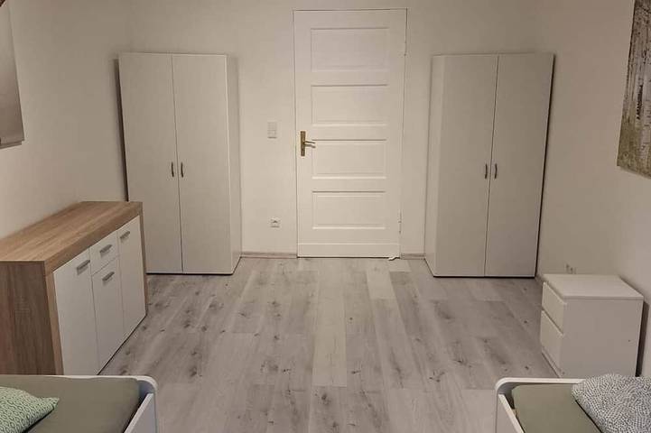 Ferienwohnung für 8 Personen in Steglitz Berlin