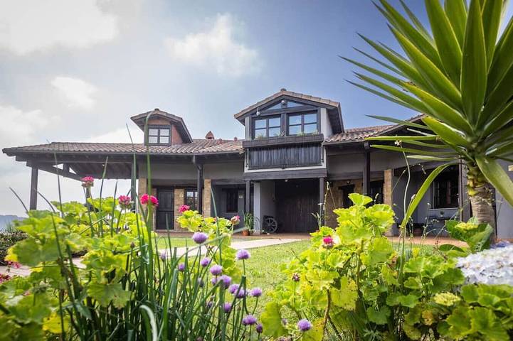Holiday home for 6 people, with balcony and garden, with pets - 1
