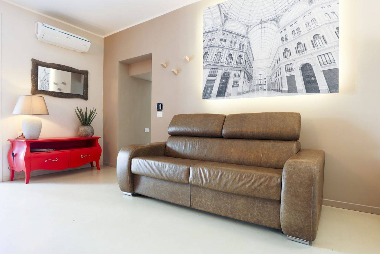 Appartement entier, Appartement de vacances pour 2 personnes avec balcon/terrasse in Naples, Province de Naples