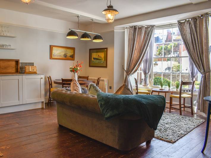 Log cabin for 5 people in Hastings