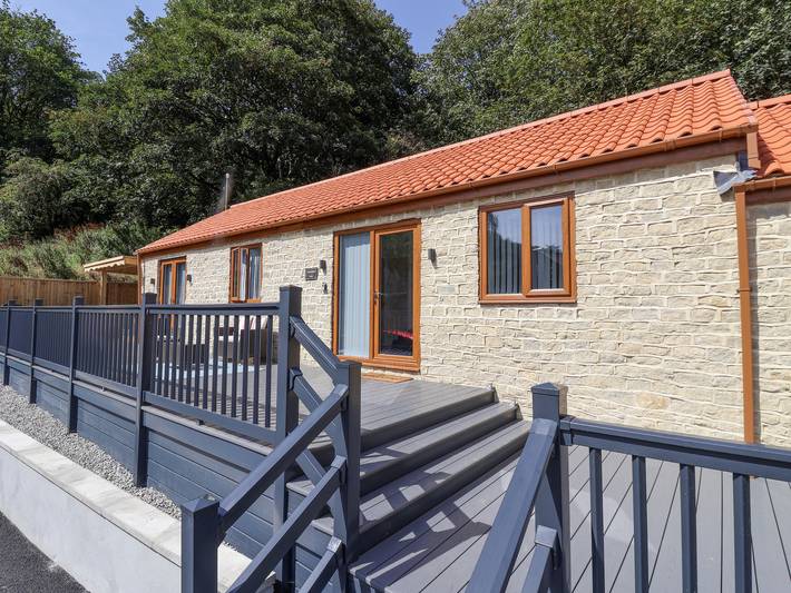 Lodge for 4 people, with hot tub and garden in Yorkshire