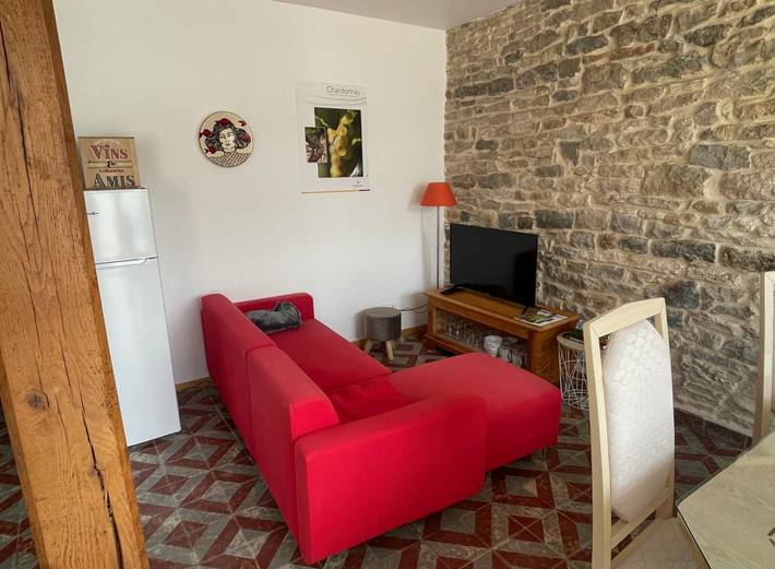 Gîte pour 6 personnes, avec terrasse et jardin ainsi que sauna et jacuzzi dans Saint-Jean-de-Vaux - 3