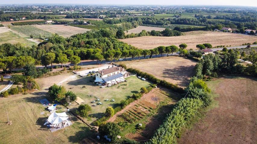 Casa vacanza per 2 persone, con Terrazza e Idromassaggio nonché Giardino e Piscina a Forlì