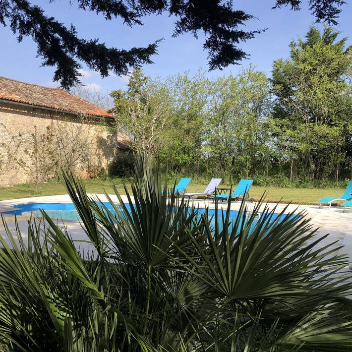 Appartement de vacances entier, Appartement de vacances pour 2 personnes avec piscine in Blanzay, Vienne (France)