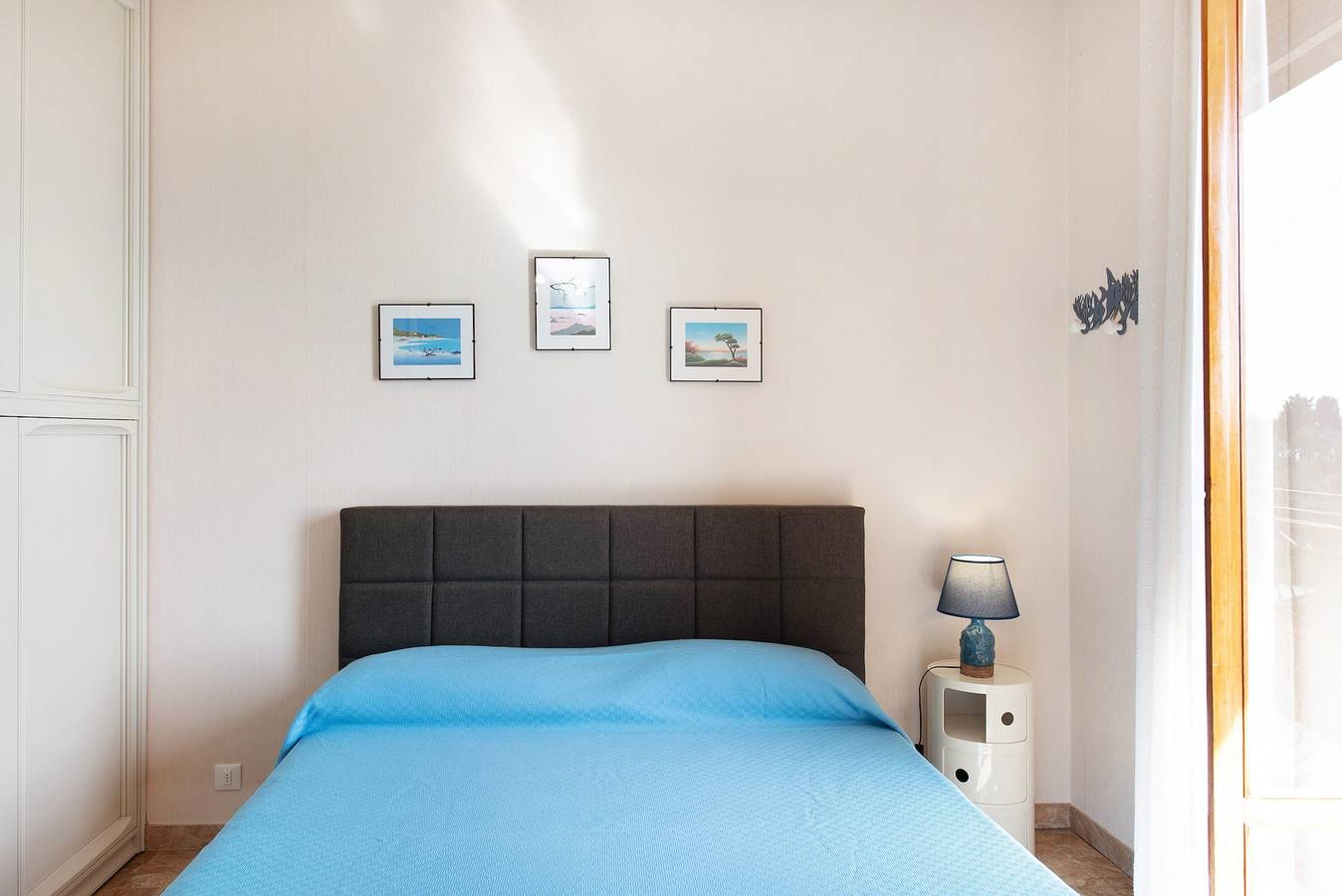 Apartamento entero, Apartamento 'Due Passi Dal Mare Tra Gli Ulivi' con vistas al mar, Wi-Fi y aire acondicionado in Varazze (City), Varazze