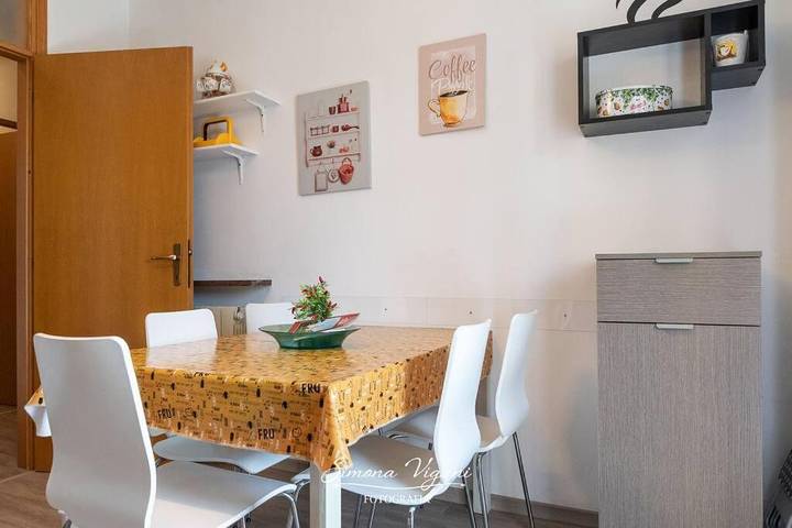 Gîte pour 6 personnes, avec jardin et vue sur le lac, animaux acceptés à Lovere - 4