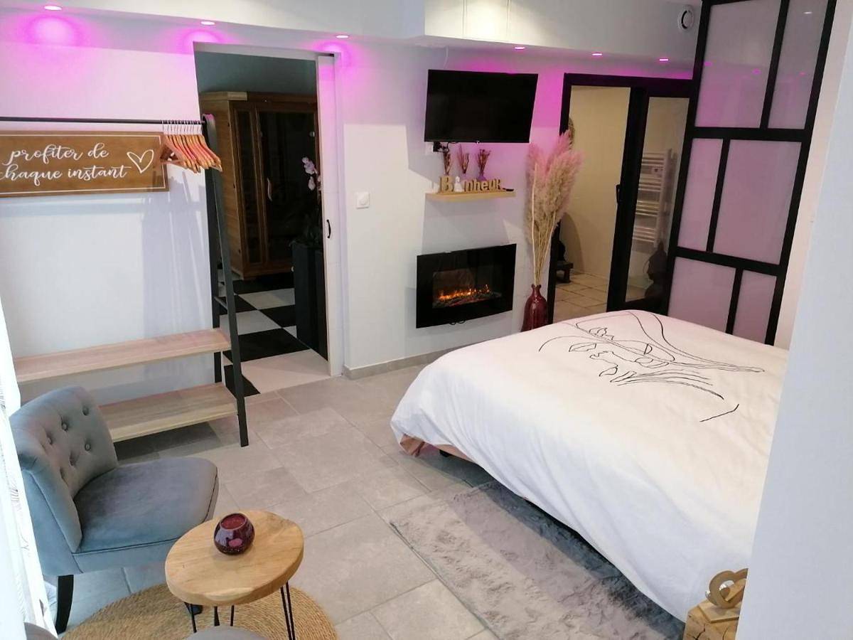 Double Room in Diéval, Région d'Arras