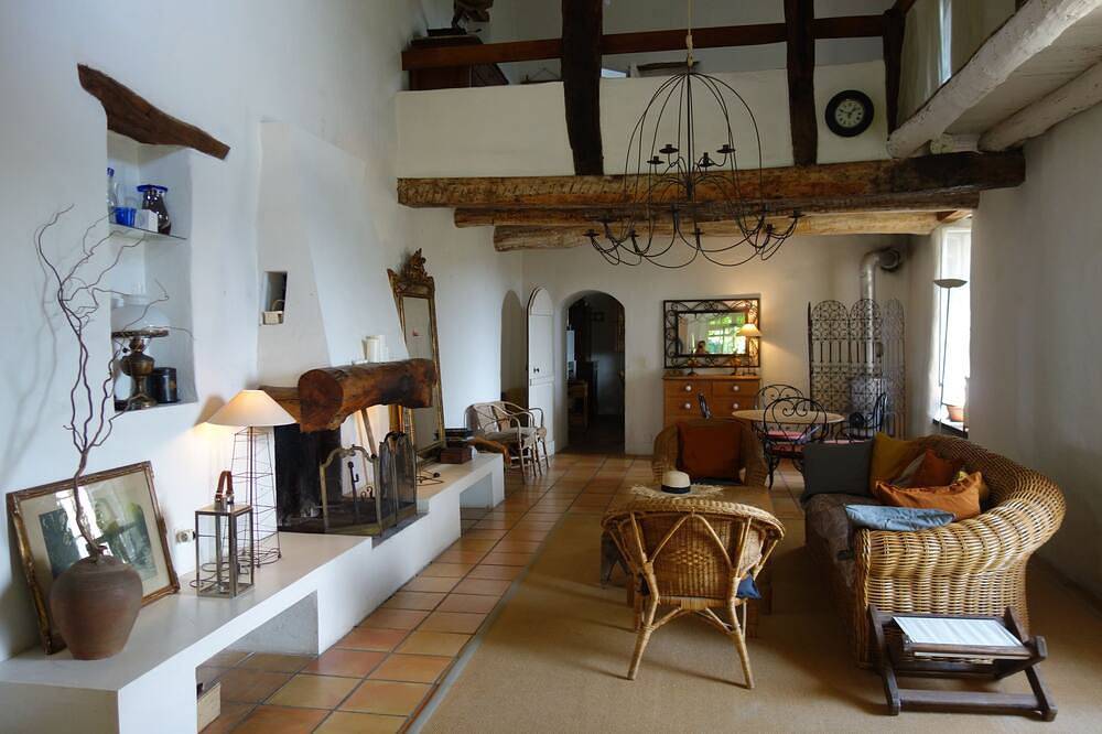 Cévennes, magnificent house, large swimming pool, nature, superb view in Saumane, Parc national des Cévennes