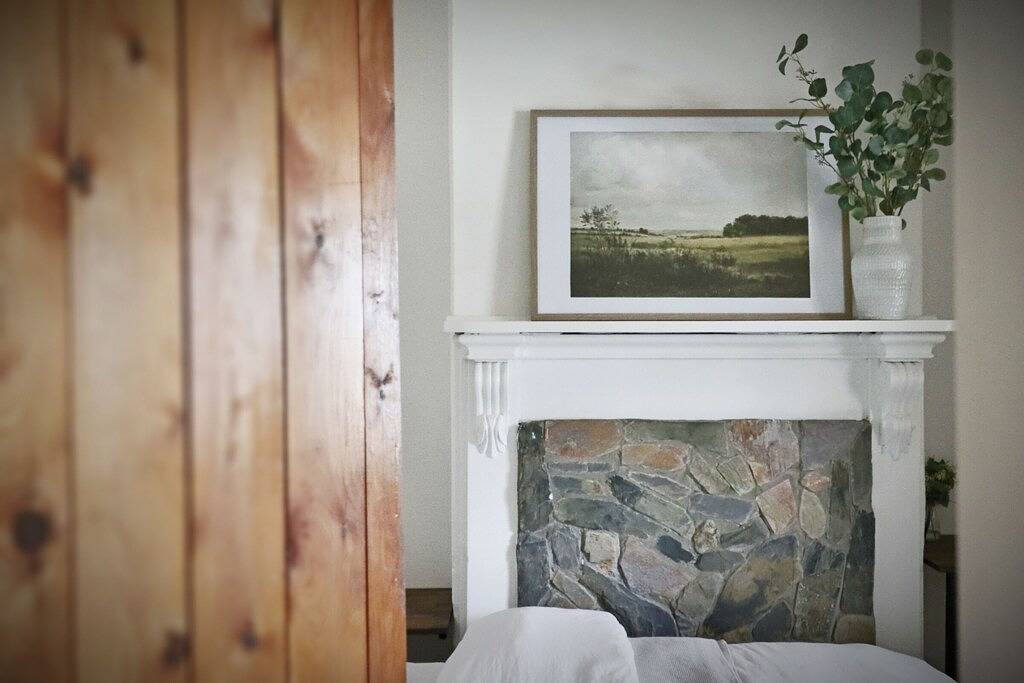 The Modern Victorian 200 metres from Cbd in Bathurst, New South Wales