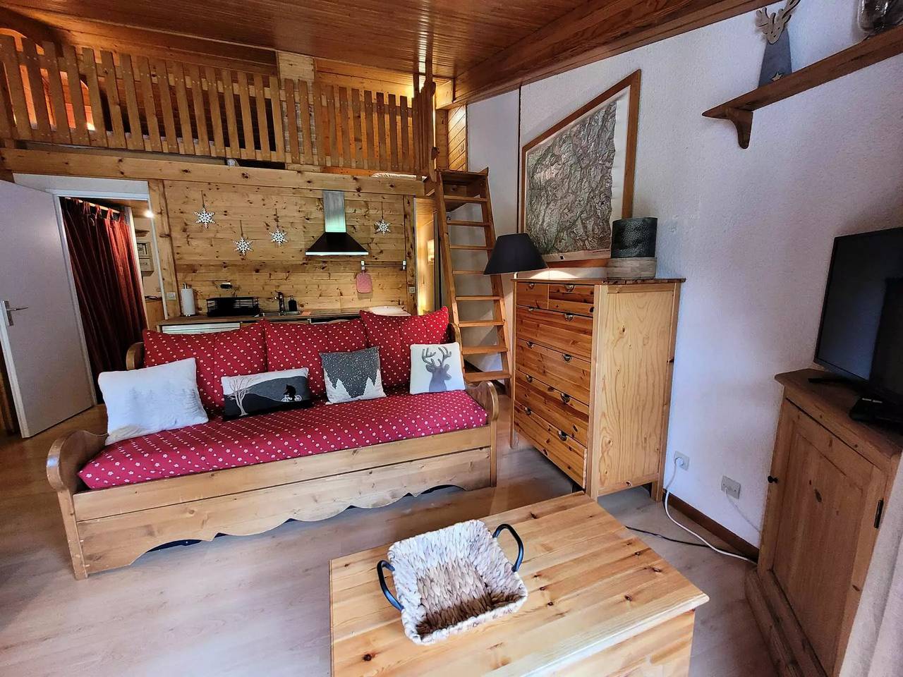 Estudio entero, Acogedor y cálido estudio de entresuelo in Bonneval-sur-Arc, Región de Saint-Jean-de-Maurienne