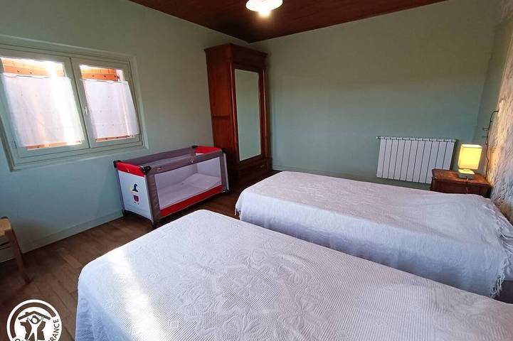 Location de vacances pour 6 personnes, avec jardin à Blars - 2