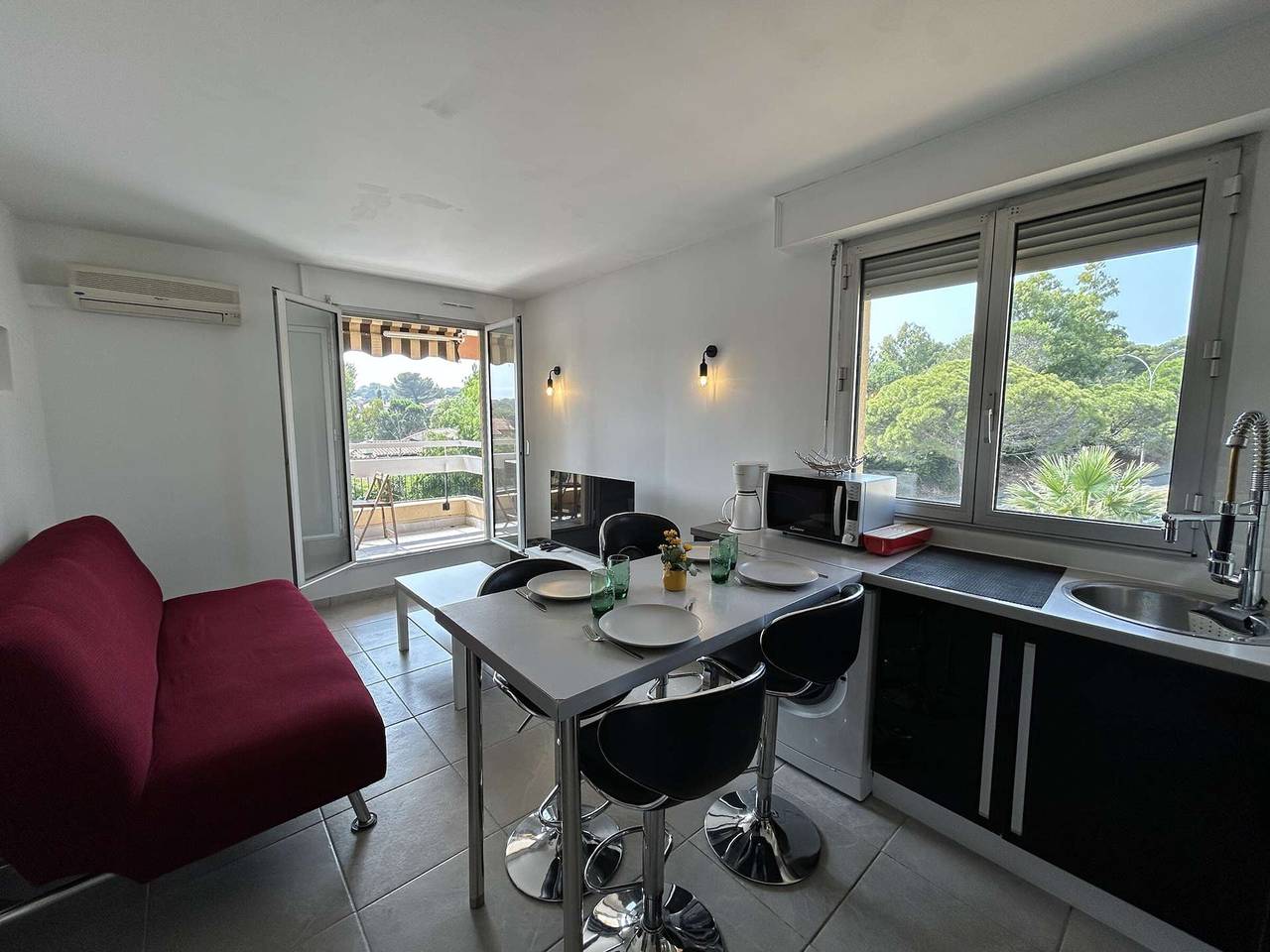 Apartamento entero, Apartamento de 2 piezas cerca de la playa con parking en Saint-Raphaël in Saint-Raphaël (Var), Massif de l'Esterel