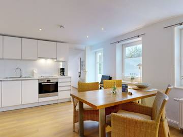 Ferienwohnung für 4 Personen, mit Garten und Balkon, kinderfreundlich in Prora