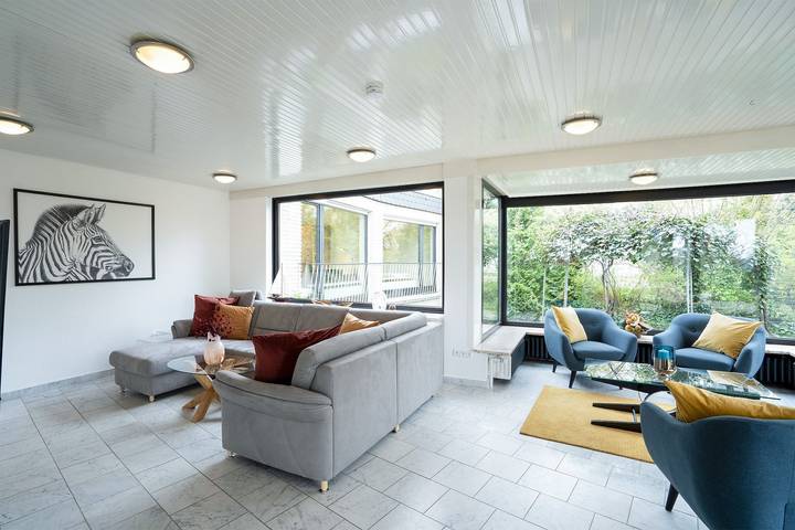 Ferienhaus für 9 Personen, mit Sauna und Balkon sowie Seeblick und Garten, kinderfreundlich in Holsteinische Schweiz - 2