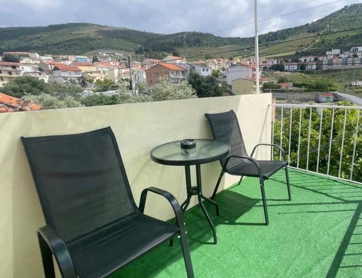 Gîte pour 3 personnes, avec terrasse dans Torre de Moncorvo