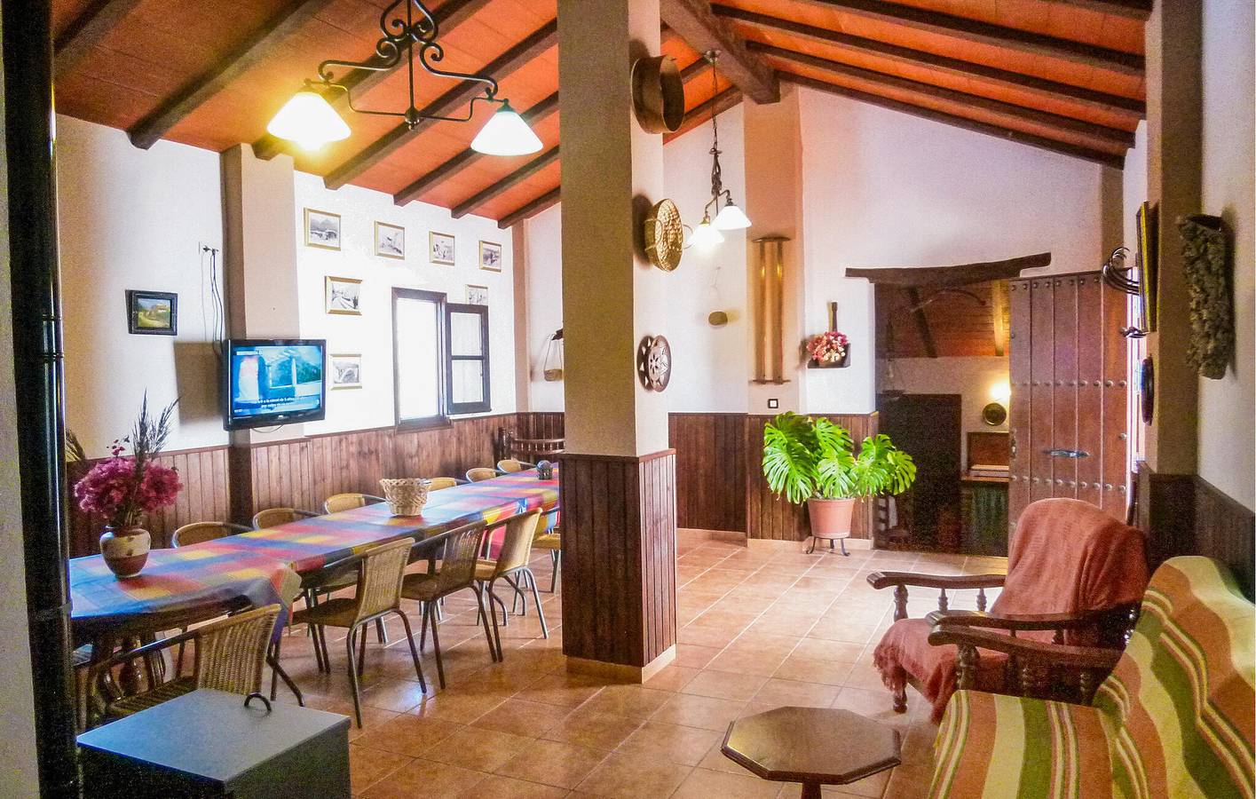 Amplio apartamento con piscina y terraza, a 2 km de Pizarra in Pizarra, Provincia de Málaga