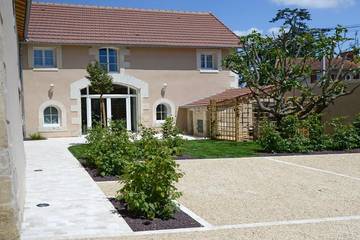 Gîte pour 7 personnes, avec terrasse et jardin à Saint-Georges-lès-Baillargeaux