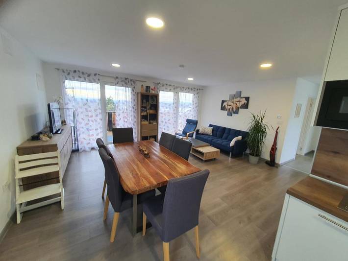 Ferienwohnung für 7 Personen, mit Ausblick und Garten