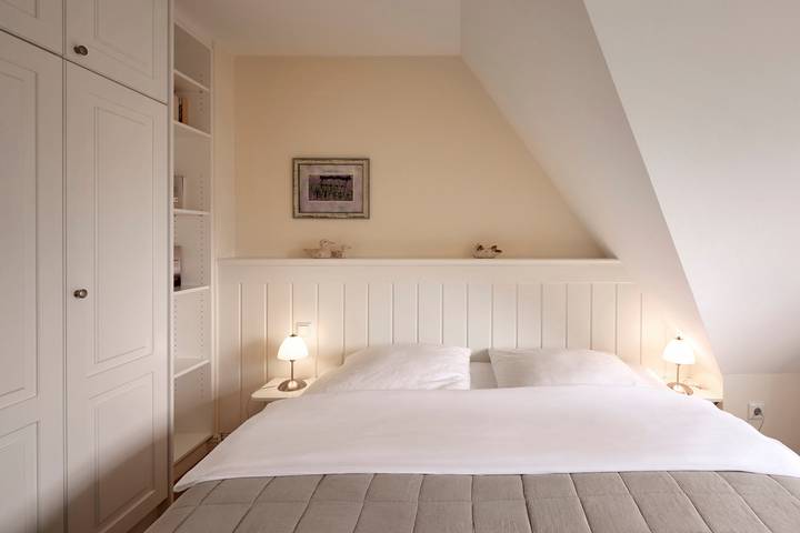 Ferienhaus für 6 Personen, mit Terrasse und Sauna sowie Garten in Utersum - 4