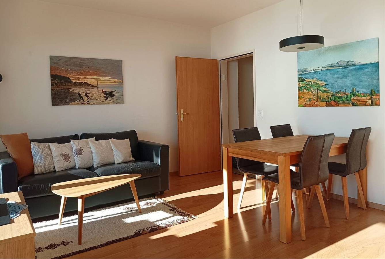 Ganze Wohnung, Ferienwohnung im 2. Stock für 1-4 Personen. in Orselina, Tessiner Alpen