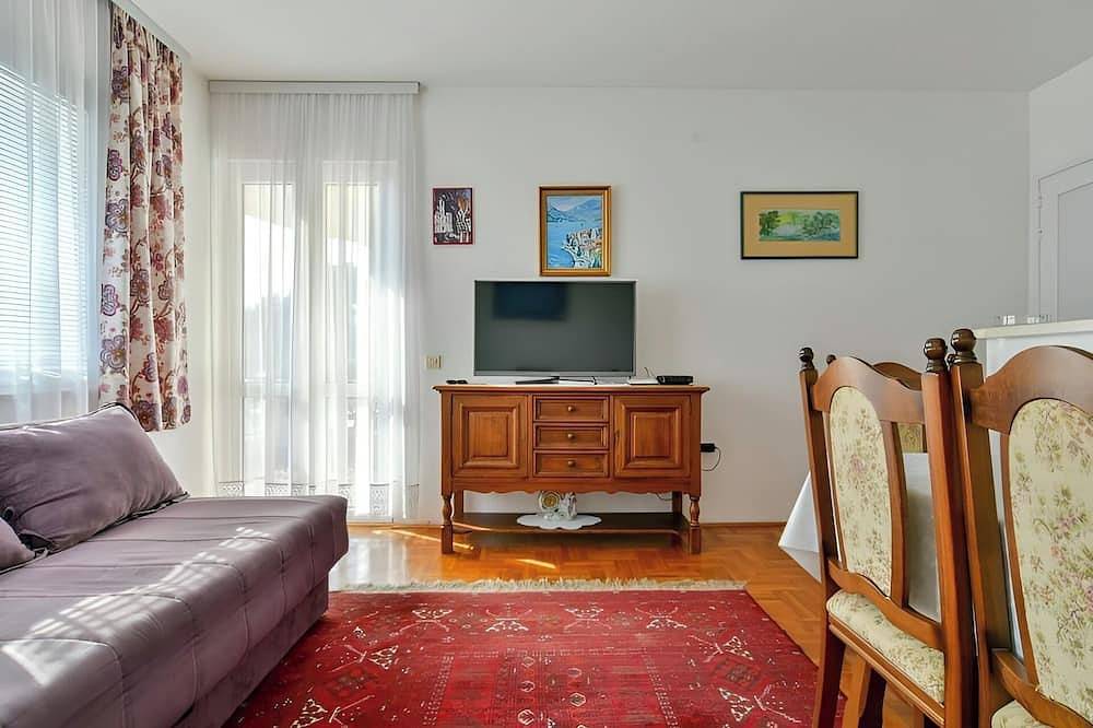 Ganze Wohnung, Apartment Ruzicacharming 1-bedroom apartment with Sveti Stefan in Sveti Stefan, Opština Budva