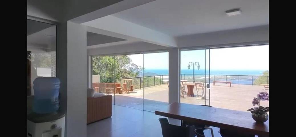 Casa de vacaciones para 4 personas, con piscina además de balcón y jacuzzi - 1