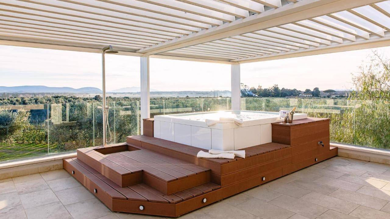 Six-Bedroom Villa in San Vincenzo, Costa degli Etruschi