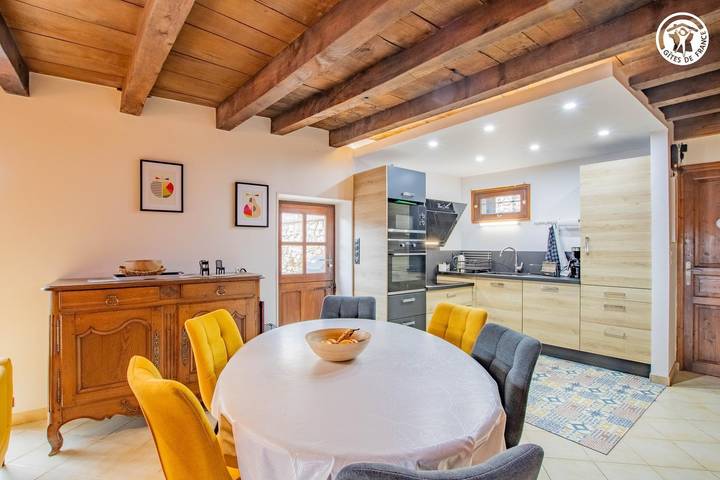 Gîte pour 7 personnes, avec jardin et terrasse à Saint-Léger-sous-Beuvray - 4