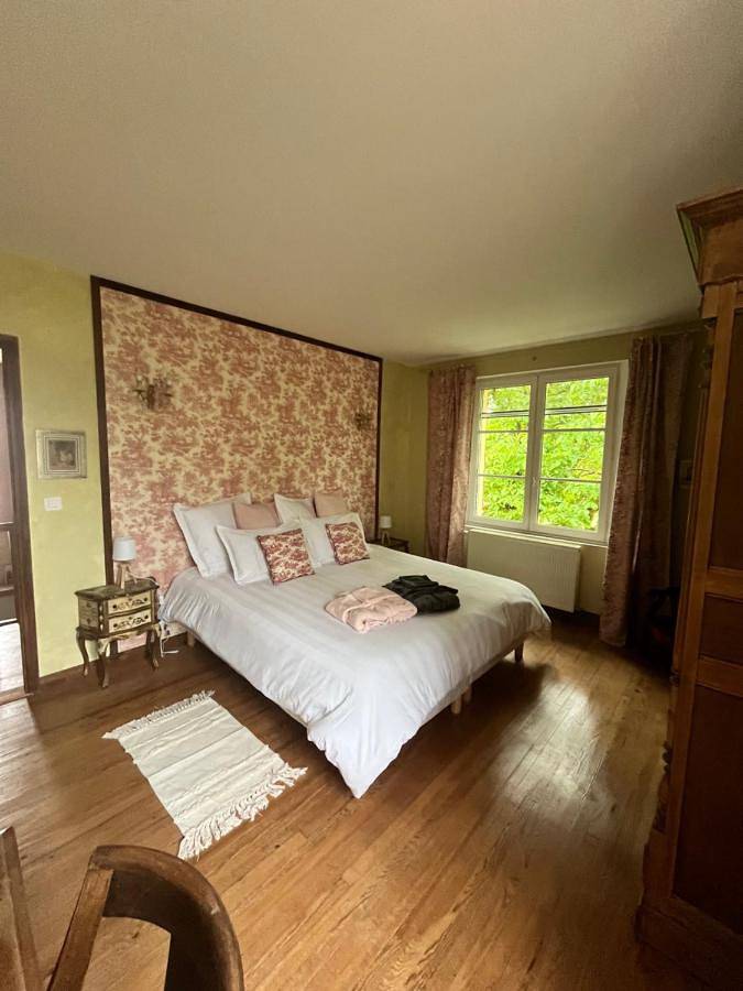 Location de vacances pour 3 personnes, avec piscine et jardin à Gondrin - 2