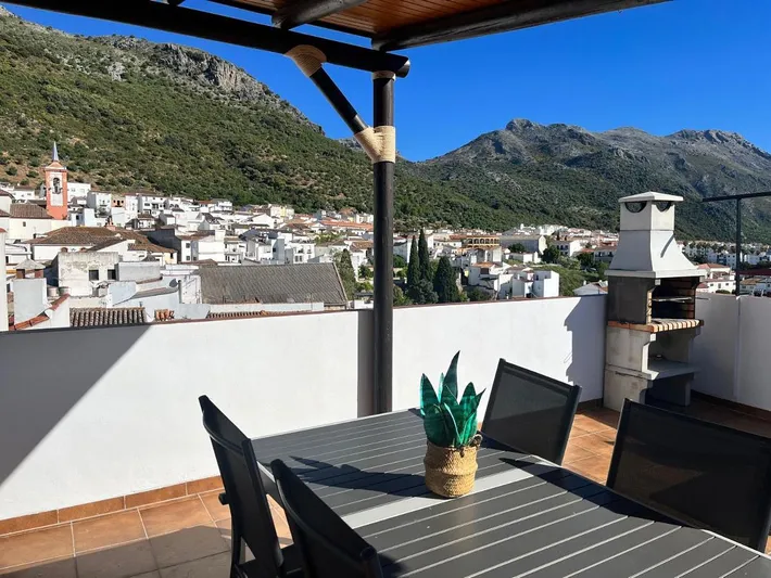 Holiday home for 6 people, with terrace and view - 1