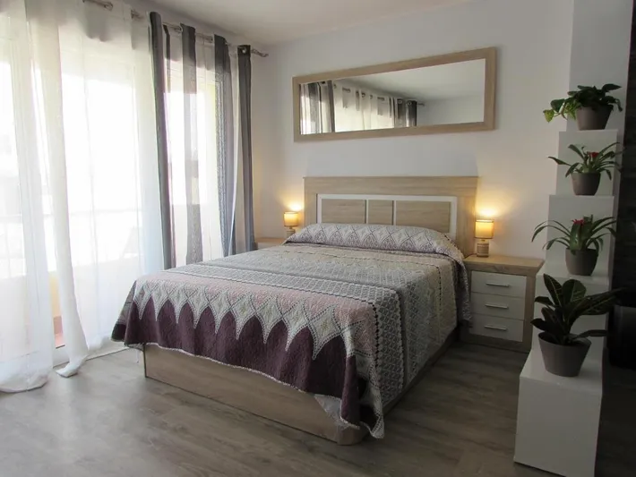 Ferienwohnung für 3 Personen, mit Terrasse und Ausblick - 1