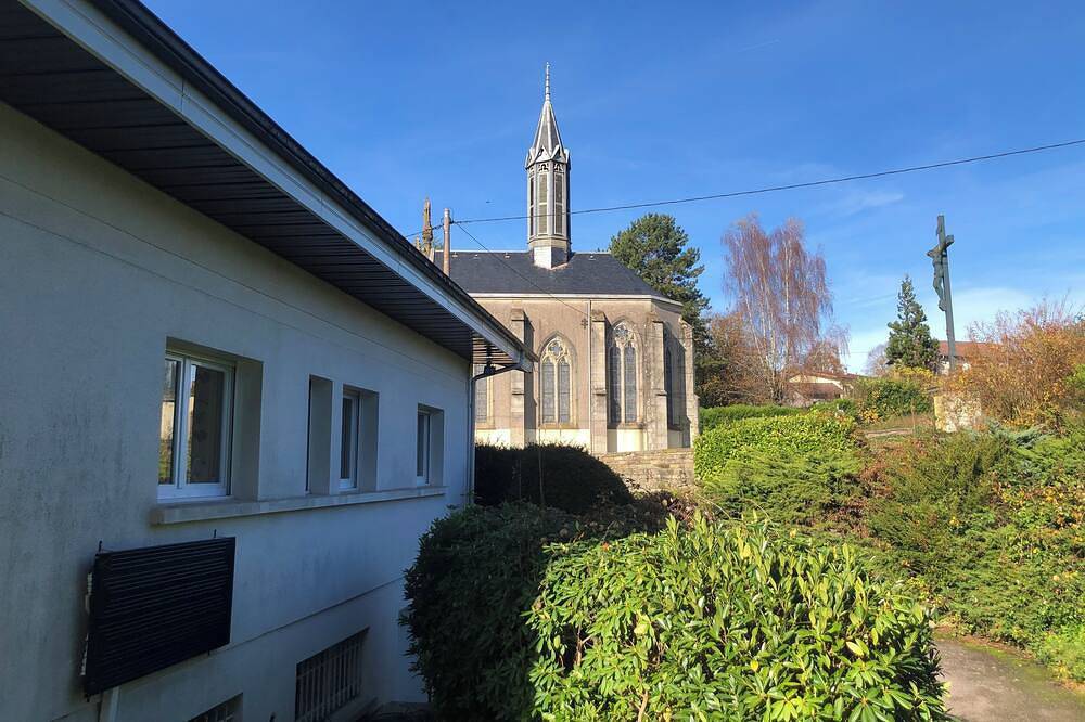 Entire apartment, Magnificent seasonal Furnished Accommodation in the Vosges at Bains les Bains in La Vôge-les-Bains, Épinal region