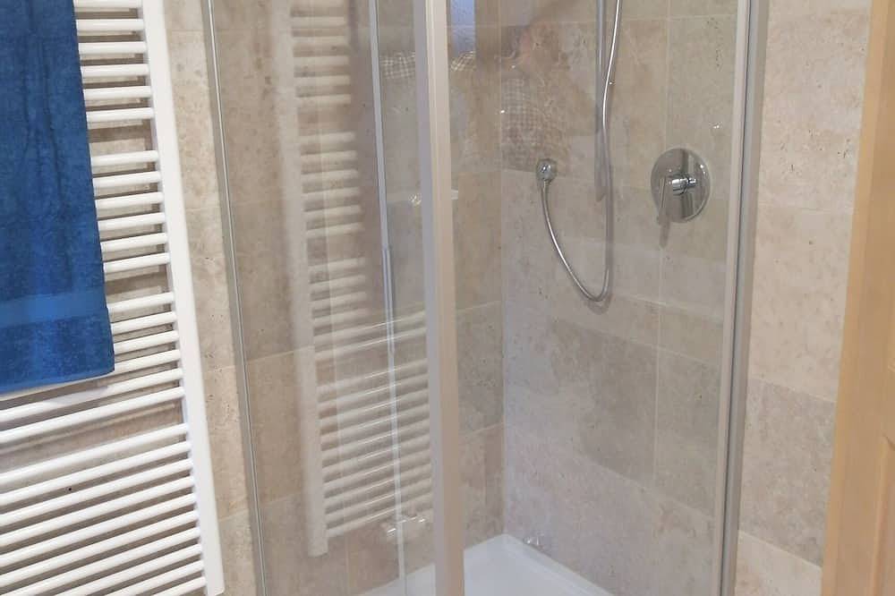 Ganze Wohnung, Ferienwohung mit 2 Schlafzimmern, 85 qm in Traunstein, Chiemsee