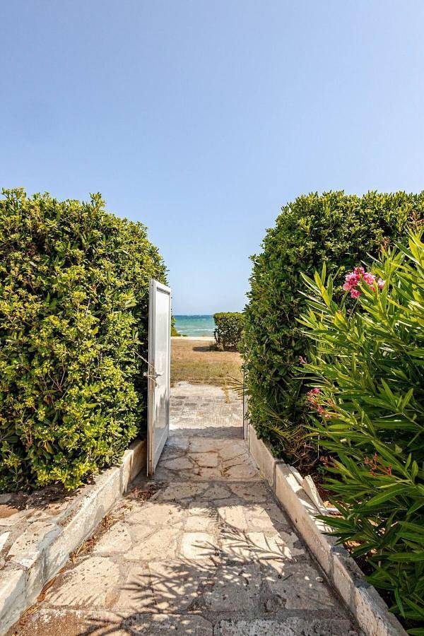 Three-Bedroom Villa in Costa Merlata, Ostuni