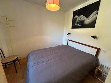 Gîte pour 2 personnes, avec vue ainsi que jardin et terrasse à La Celle-sous-Gouzon