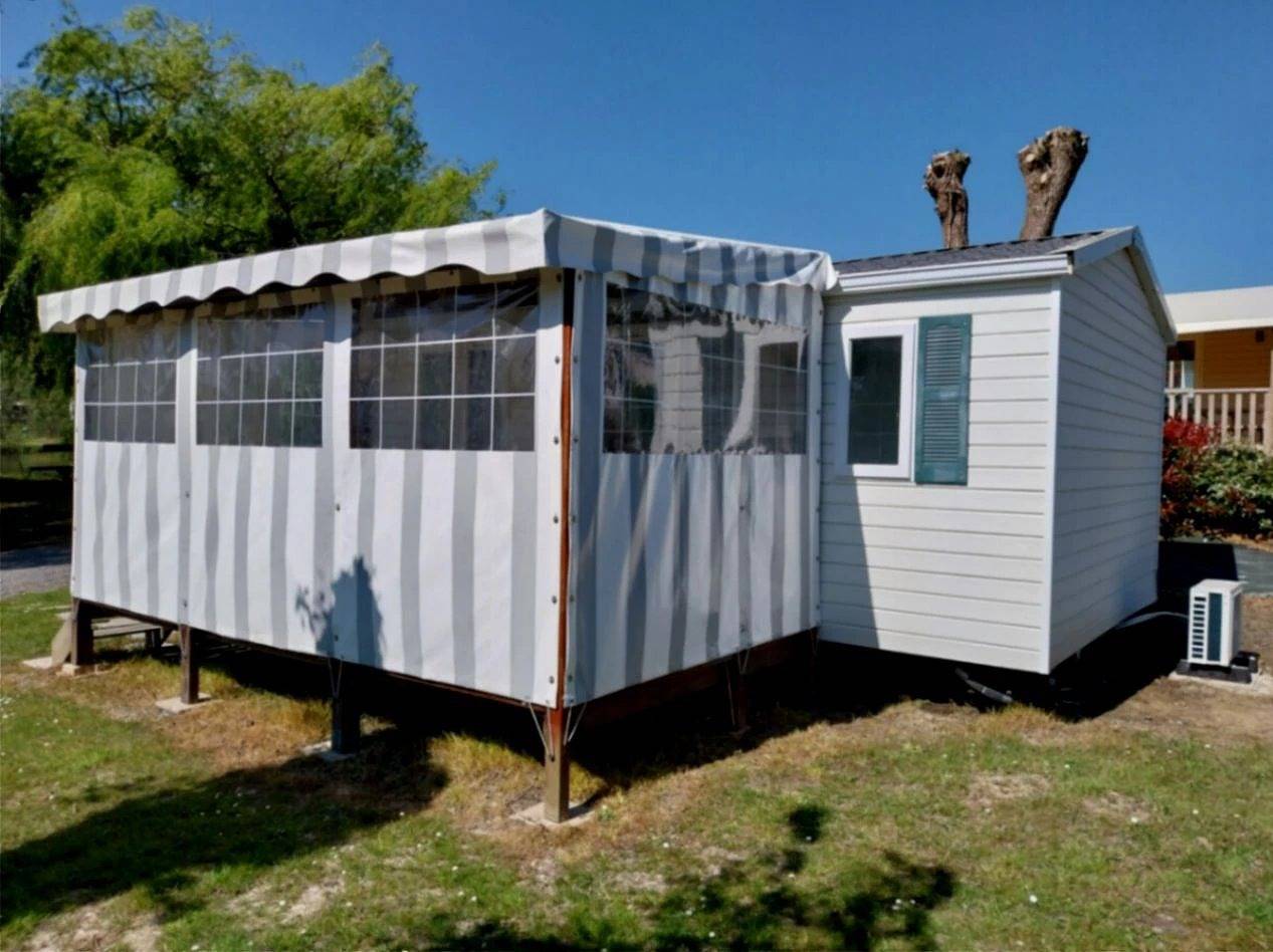 Camping 4 étoiles - Piscine in Saint-Christophe-du-Ligneron, Valle del Loira