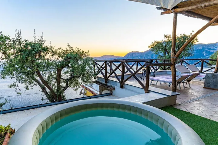Casa vacanza per 4 persone, con piscina e panorama nonché giardino - 1
