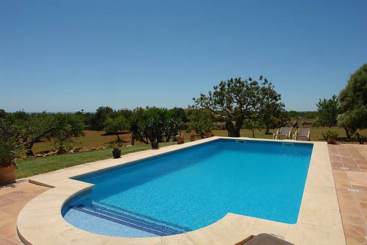 Finca für 8 Personen, mit Terrasse und Garten sowie Pool in s'Horta - 2