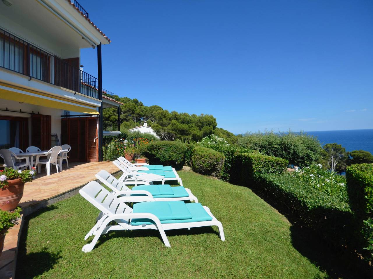 Appartement entier, Appartement Rez-de-jardin avec Piscine Partagée à Begur in Begur, Costa Brava