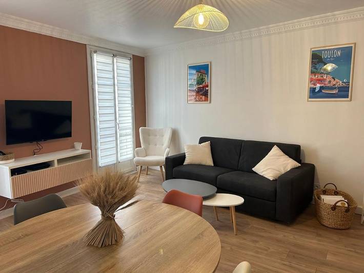 Gîte pour 4 personnes, avec vue, animaux acceptés dans Office De Tourisme De Toulon - 2