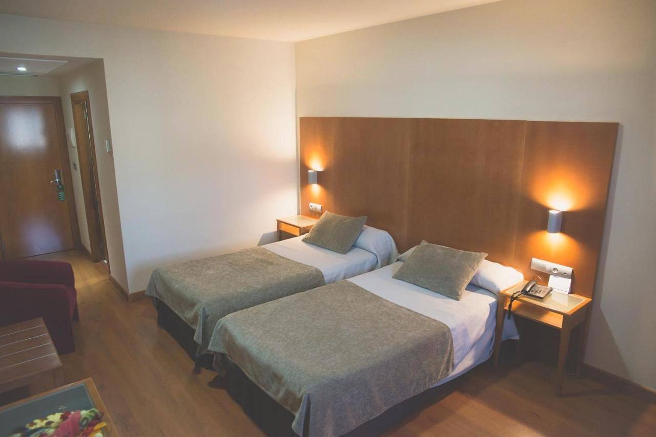Hôtel pour 10 personnes avec jardin in Bobadilla (Granada), Grenade