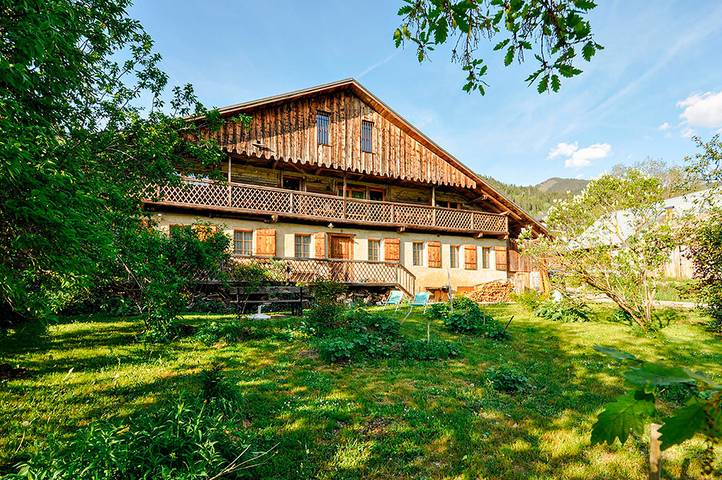 Maison de vacances pour 10 personnes, avec Balcon et Jardin ainsi que Sauna et Vue à La Chapelle-d'Abondance