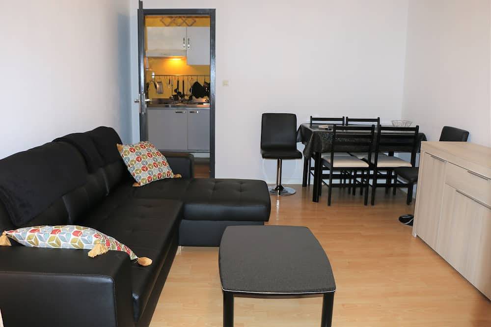 Apartamento entero, Cosy apartment with balcony and garden view  in Horbourg-Wihr, Región de Colmar