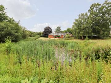 Holiday Rental for 5 People in Dedham Vale, East of England, Photo 1