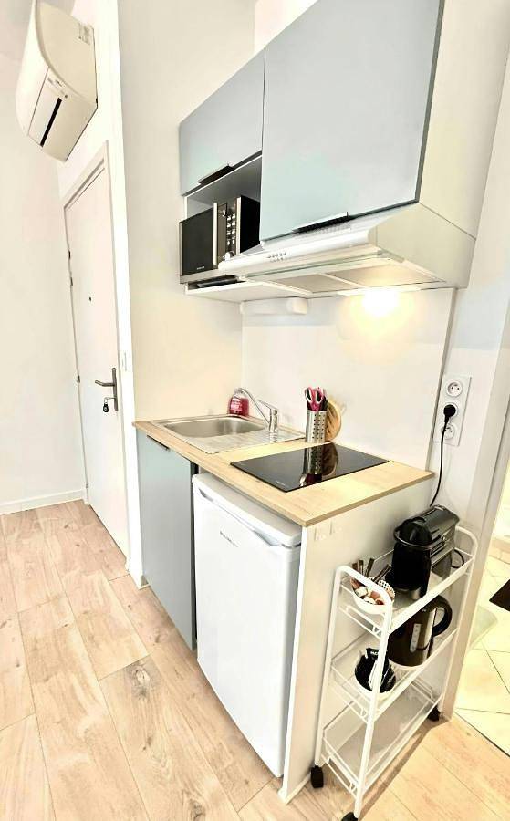 Appartement entier, Adorable studio cannes center in Cannes, Côte méditerranéenne (France)