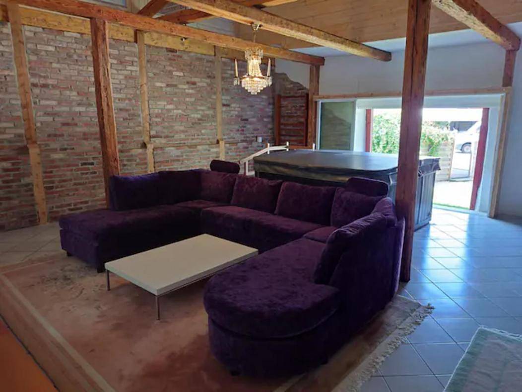 Three-Bedroom Villa in Väster, Malmø