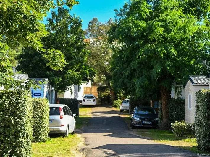 Camping pour 6 personnes, avec terrasse et piscine, animaux acceptés à Jard-sur-Mer - 2
