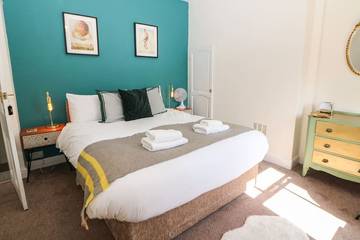 Log Cabin for 5 People in Matlock, Derbyshire, Photo 4