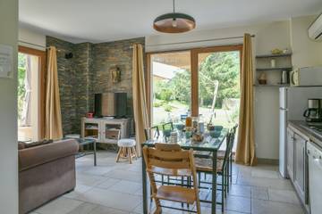 Log Cabin for 5 People in Saint-Bueil, Isère, Photo 4