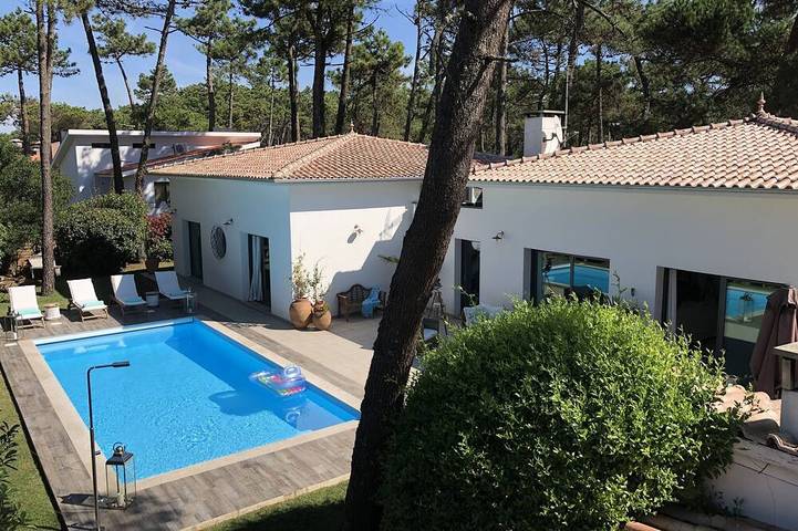 Villa para 9 pessoas, com jacuzzi e jardim no Parque Natural do Litoral Norte